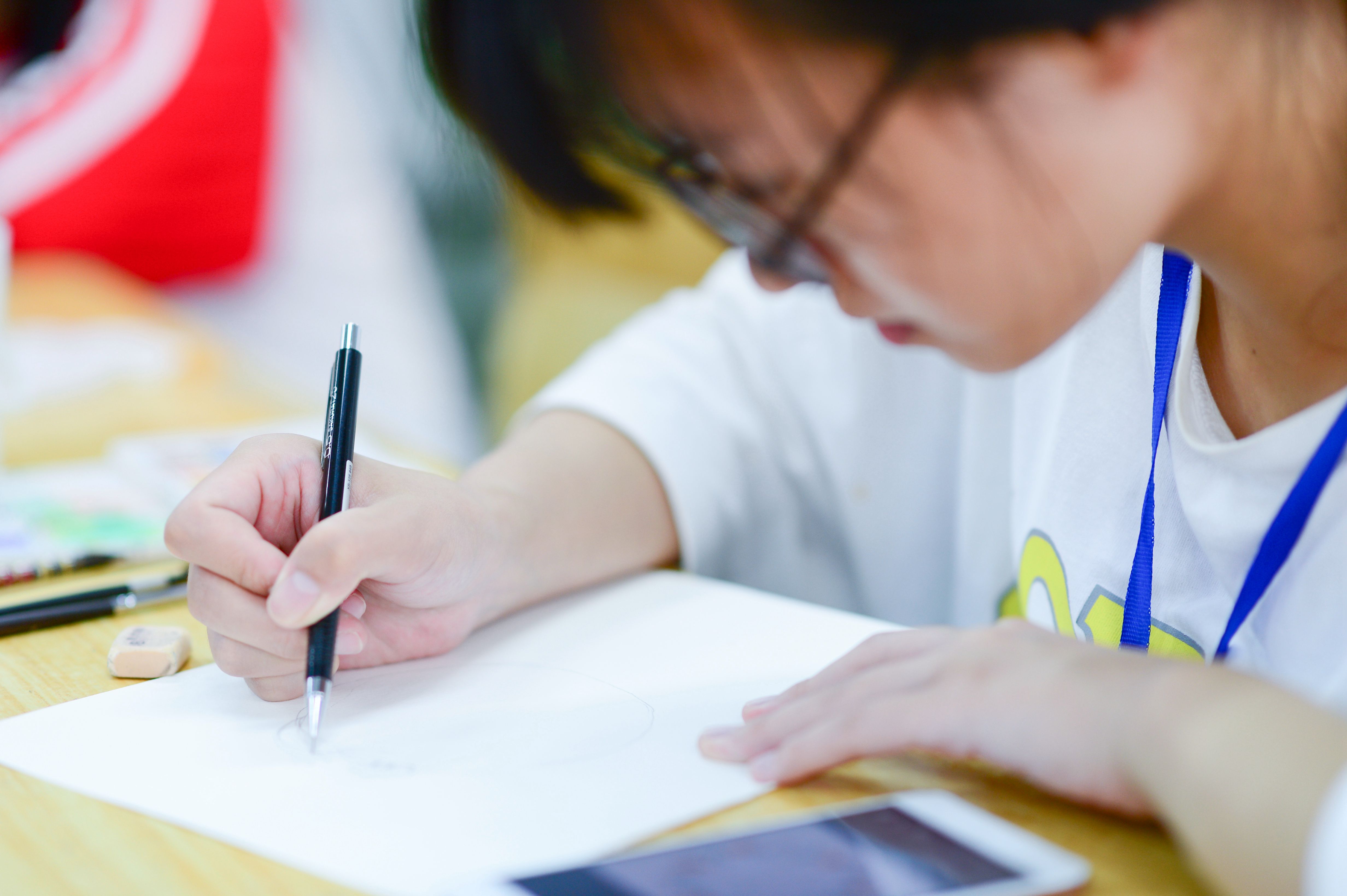 魅力選修課第十一期之水彩課堂上的孩子們