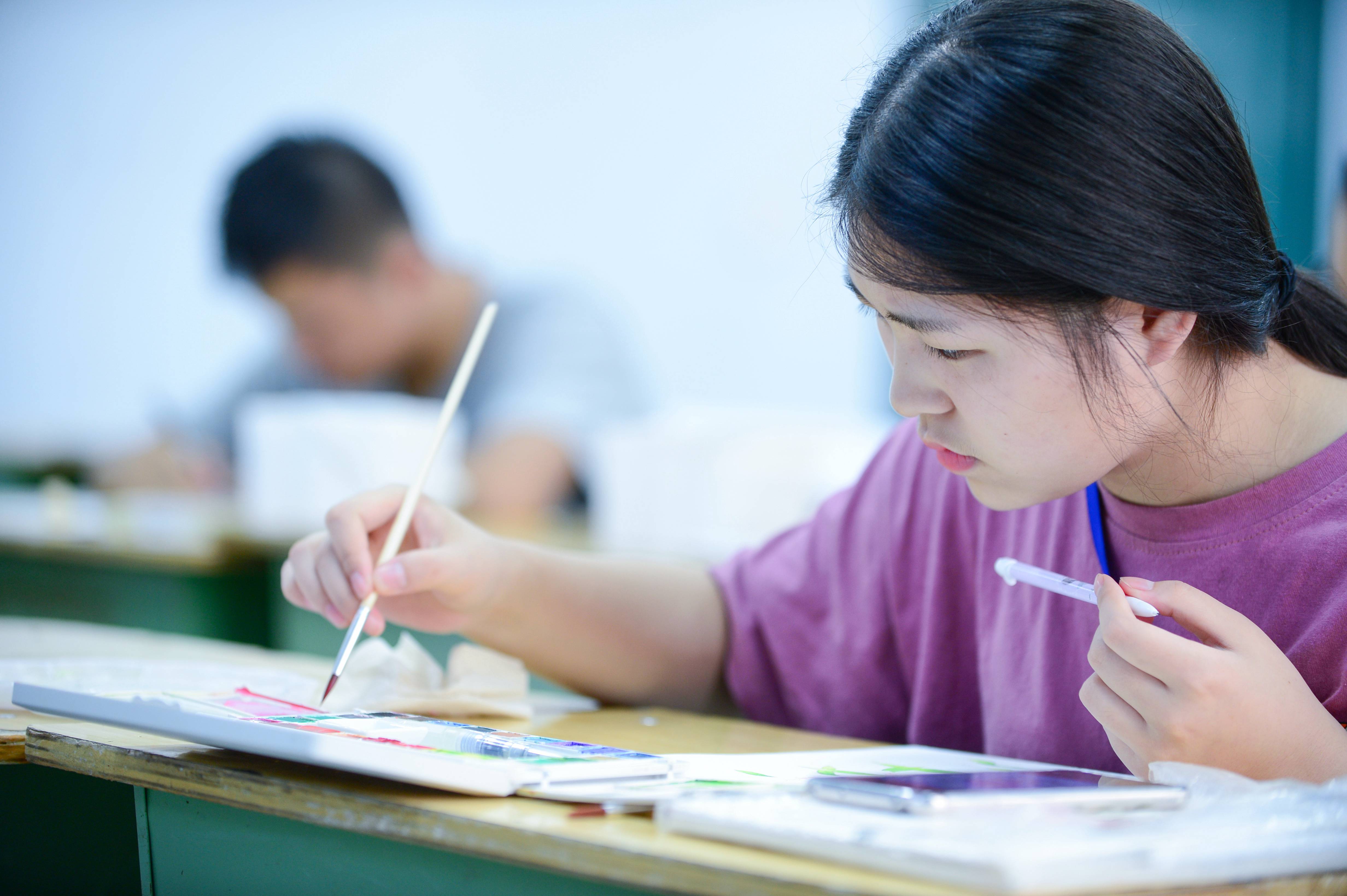 魅力選修課第十一期之水彩課堂上的孩子們