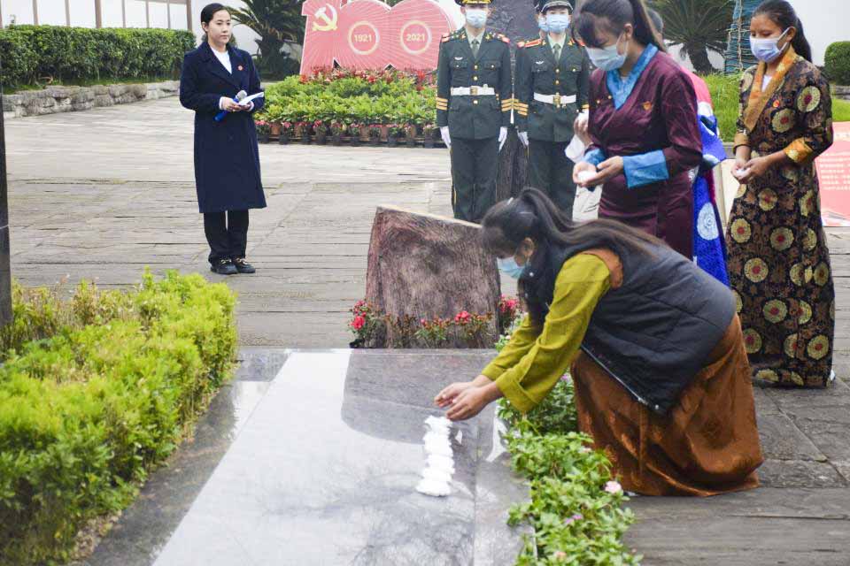 探訪紅色圣地 追隨偉人足跡