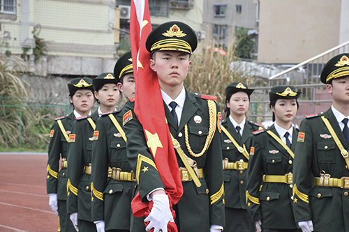 常懷感恩春風(fēng)化雨 良好習(xí)慣潤澤于心